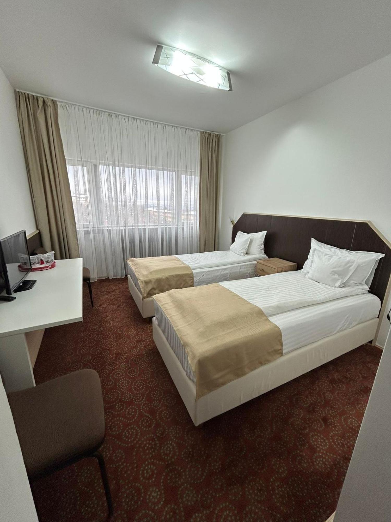 Hotel Bucovina Suceava Ngoại thất bức ảnh