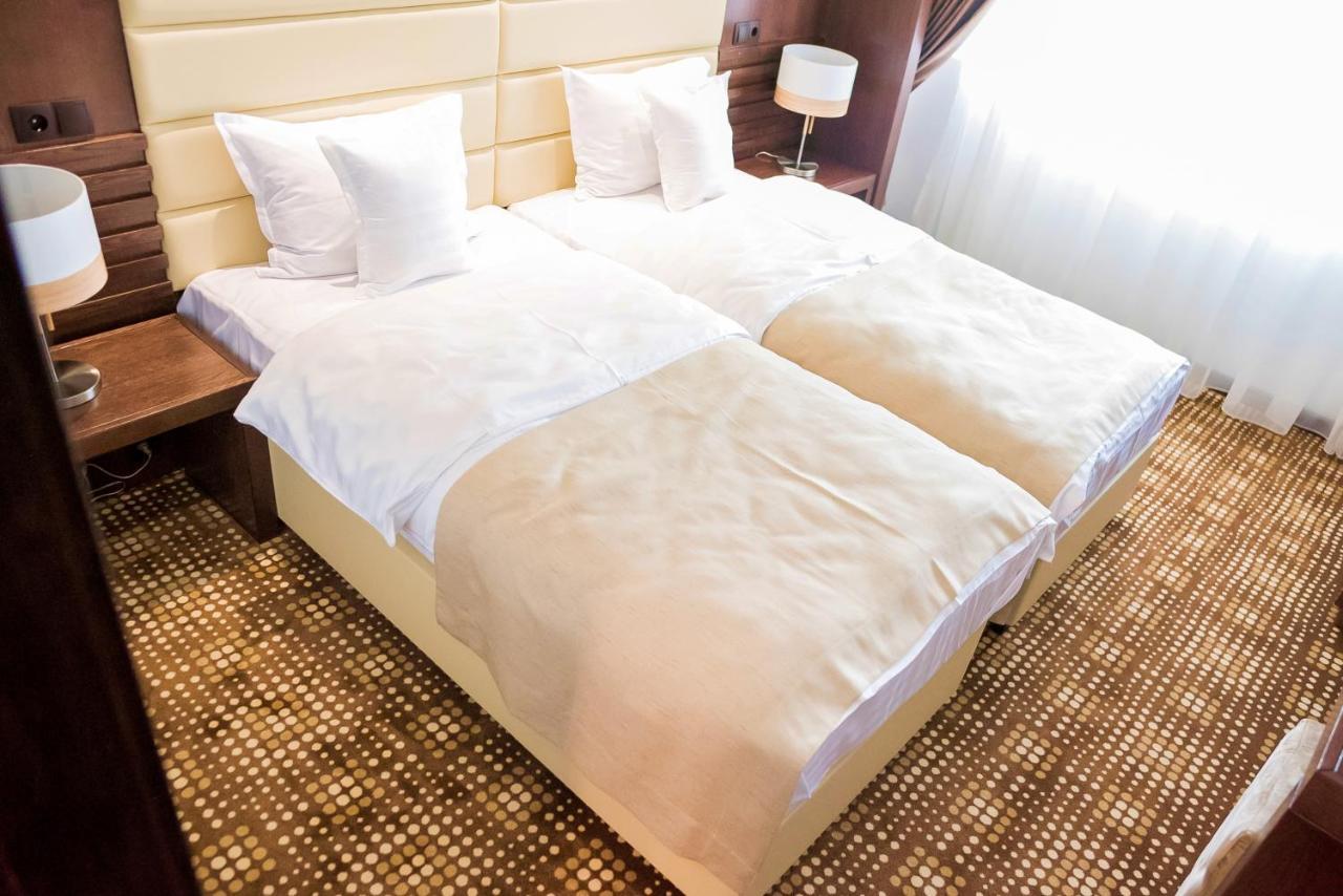 Hotel Bucovina Suceava Ngoại thất bức ảnh